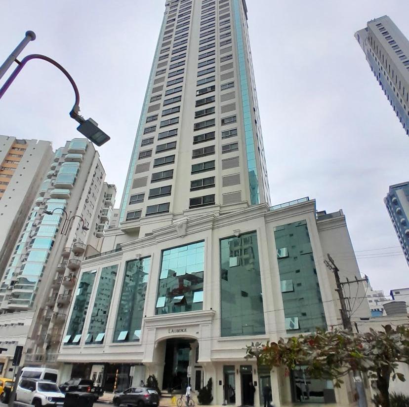 Apartamento 3 100m Da Balneário Camboriú
